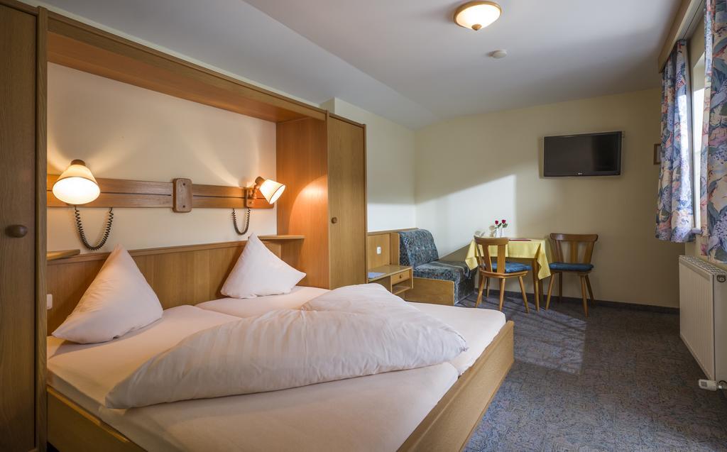 Landgasthof Pfarrwirt Hotell Thiersee Eksteriør bilde